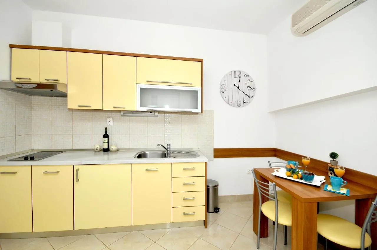 Apartments Penic Trogir