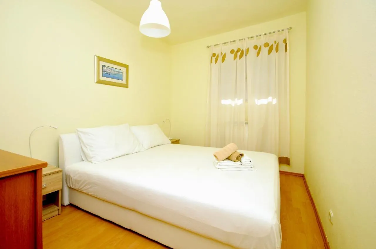 Apartments Penic Trogir 0*,  Croatia
