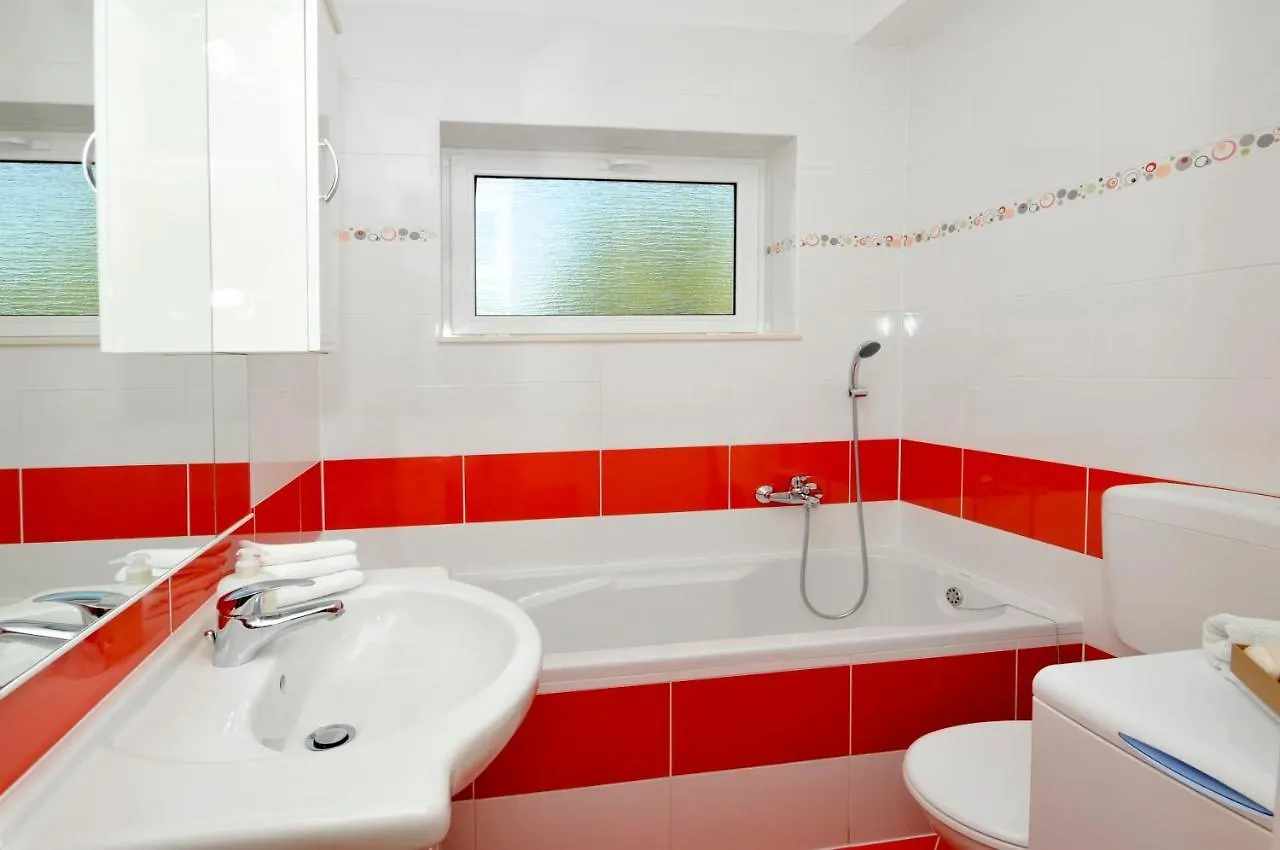 Apartments Penic Трогир